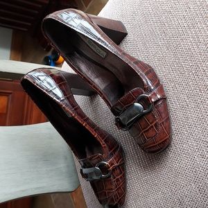 VIA SPIGA block heals, sz 7.5